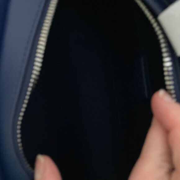 NWT Quince Italian Leather Dome Crossbody Bag in Blue - Picture 5 of 7